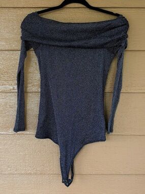 Abercrombie Off-Shoulder Long Sleeve Bodysuit w/ Shimmer in Charcoal -Sz M